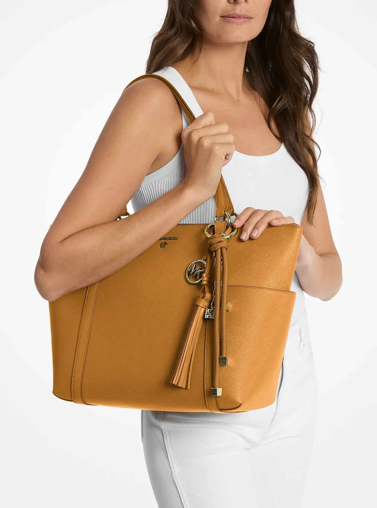 Breloque de sac dorée avec cordon