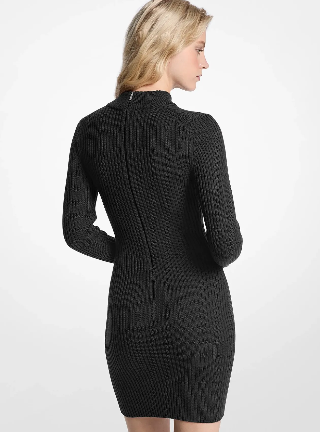 Robe côtelée à col cheminée en laine extensible